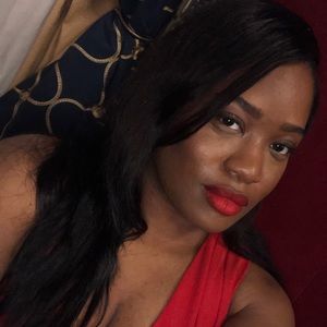 Meet your Posher, Chelle